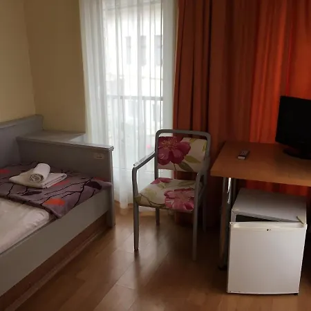 Foter Panzio Gæstehus 3*
