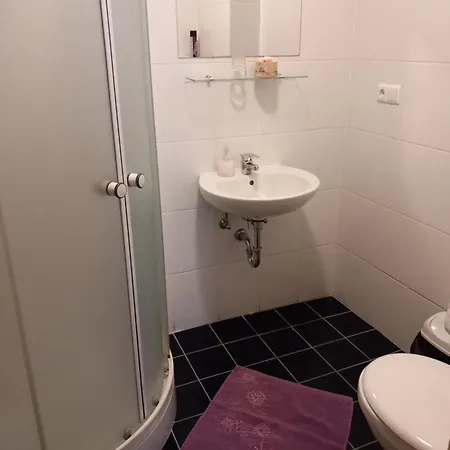 Foter Panzio Gæstehus 3*