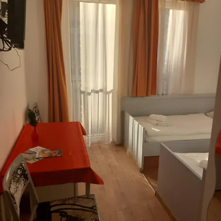 Foter Panzio 3* Baja