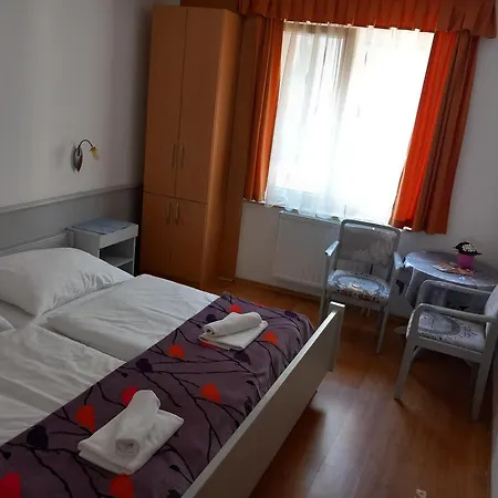 Foter Panzio Penzion 3*