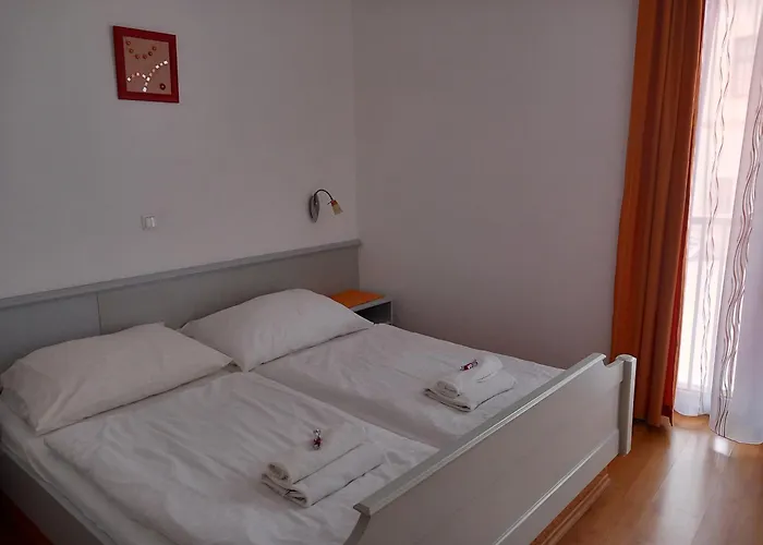 Foter Panzio 3* Baja