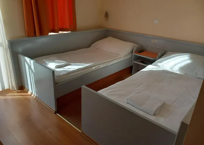 Foter Panzio Baja